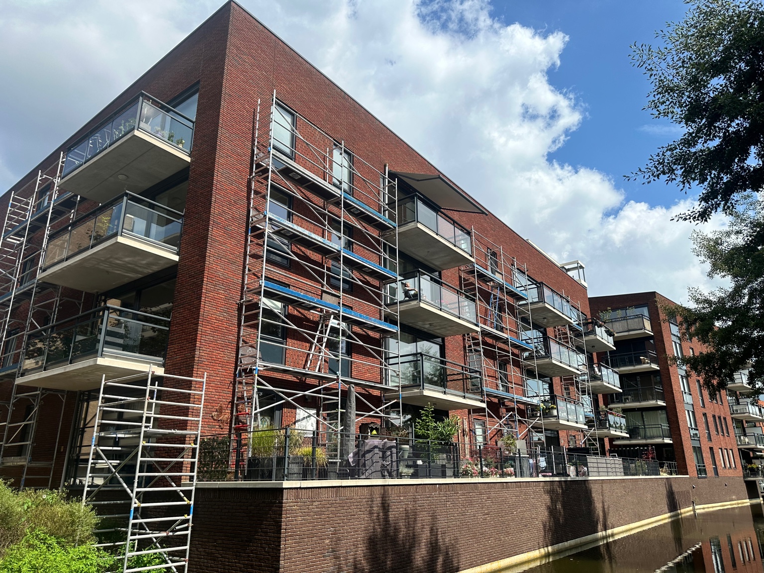 Buitenschilderwerk 46 appartementen Krimpen aan den IJssel