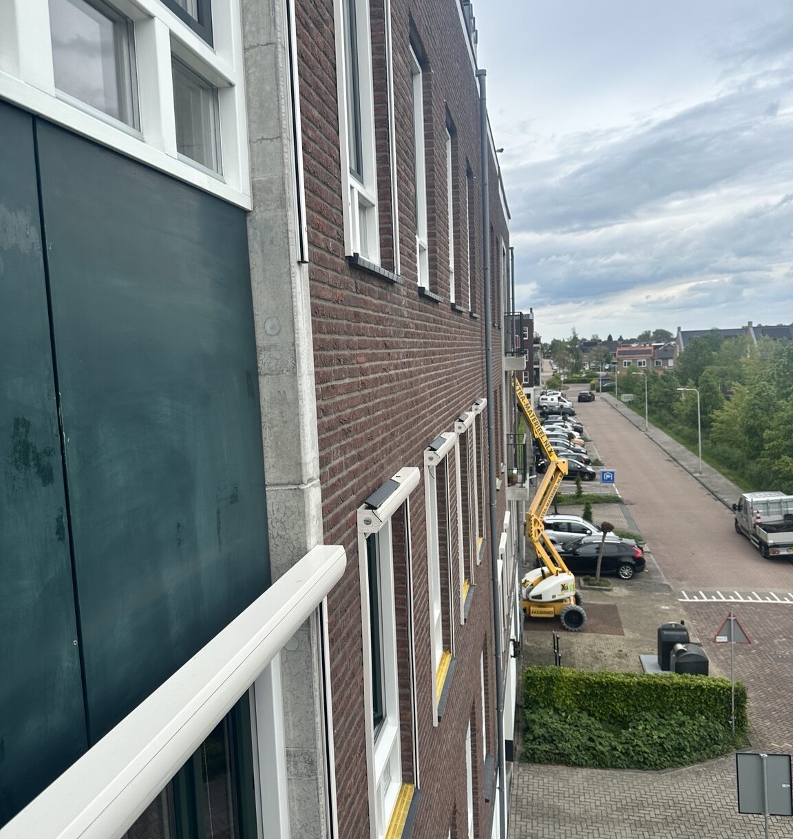 Totaalbeeld buitenschilderwerk appartementencomplex – Bergambacht