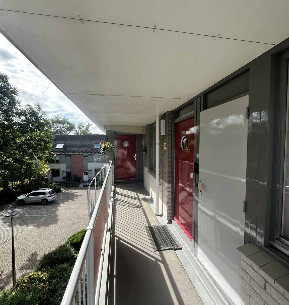 buitenschilderwerk-vve-burg-geertsemalaan-wassenaar-galerij-appartementen